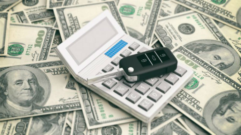 What Are the Advantages of Utilizing Investors With Accredited Investor Status?