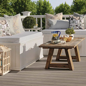Great Outdoor Deck Ideas in Chicago
